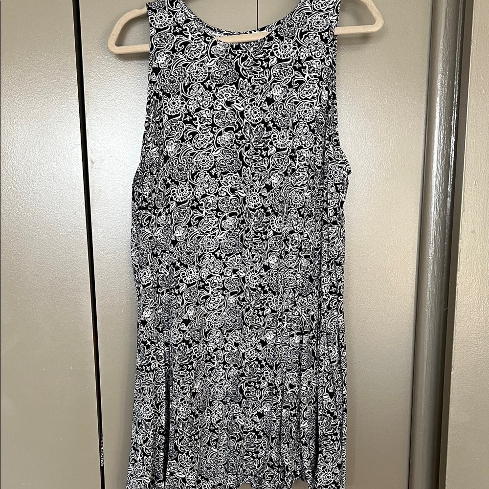 Old Navy Black and White Floral Mini Dress